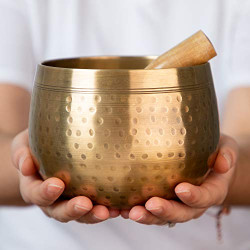 Meditative Himalayan Singing Bowl with Mallet and Cushion