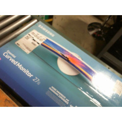 Samsung 27" Curved Monitor