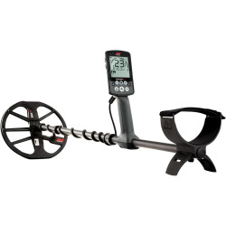Minelab Equinox 600 Multi-Frequency Waterproof Metal Detector