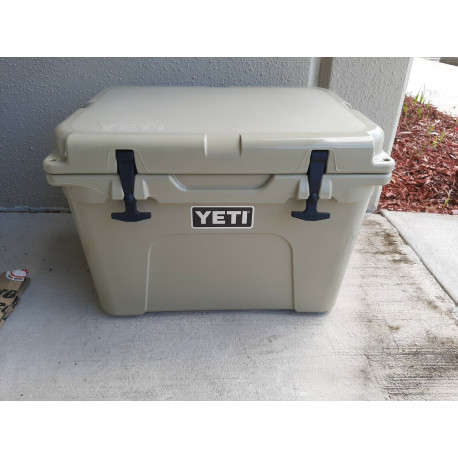 Yeti Tundra 35 Cooler