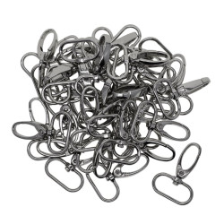 Lot of various metal keychains