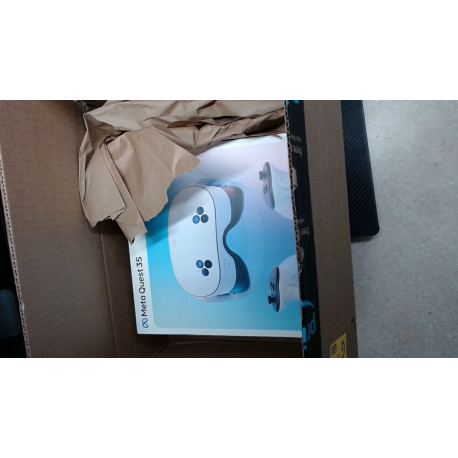 Oculus Quest 2 64GB All-in-One VR Headset - White