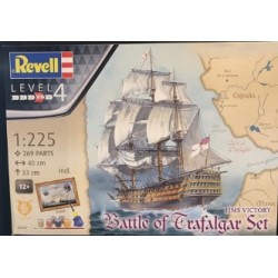 REVELL 05767 BATTLE OF TRAFALGAR SET MODEL KIT-NIB-1:225 SCALE