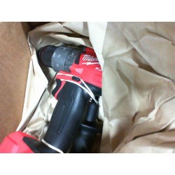Milwaukee M18 FUEL 18v Lithium-Ion Brushless Cordless 1/2"Hammer Drill / Driver
