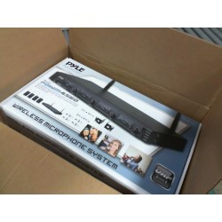 4 Channel UHF Wireless Microphone System & Rack Mountable Base 4 Headsets, 4 Belt Packs, 4 Lavelier/Lapel MIC