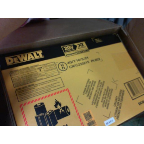 DEWALT 20V MAX XR Rotary Hammer/Drill Combination Kit