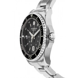 Victorinox Swiss Army Maverick Black Dial